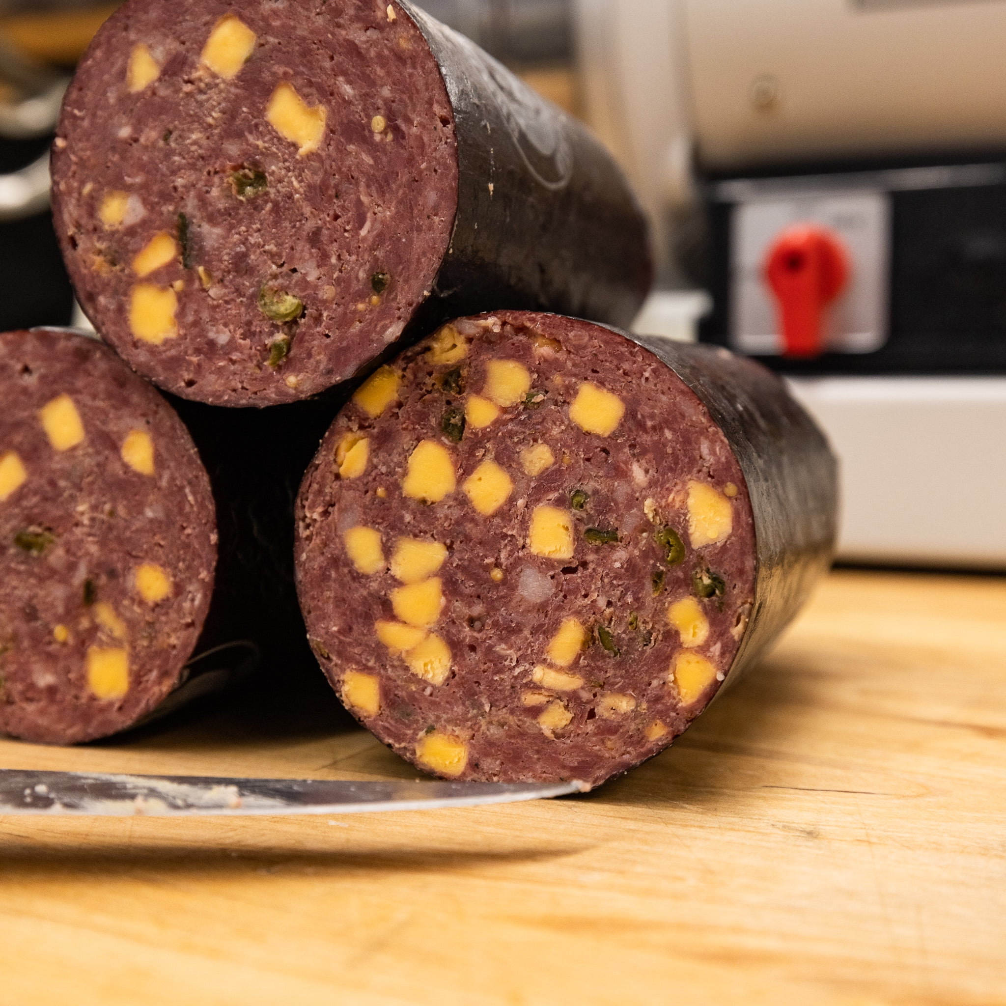The Bearded Butchers DIY Old Fashioned Summer Sausage Kit, up to 25 lbs Meat, Includes Salt & Pepper, Curing Salt, Garlic, Citric Acid, Fibrous Casings