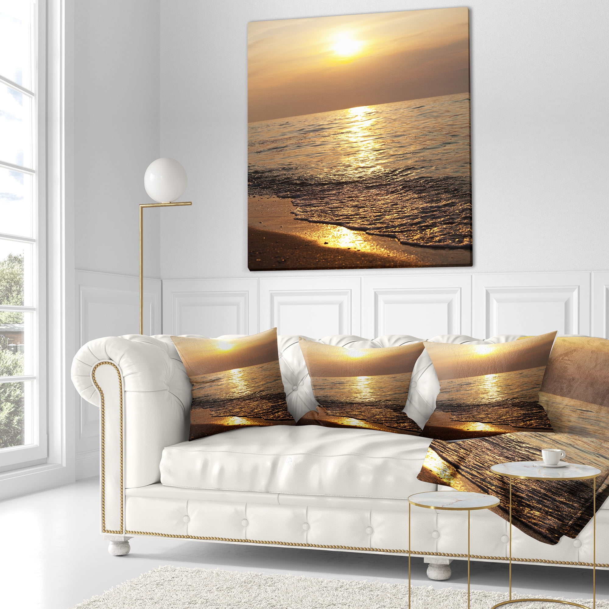 Designart Gloomy Beach and Waters at Sunset - Modern Beach Throw Pillow - 16x16