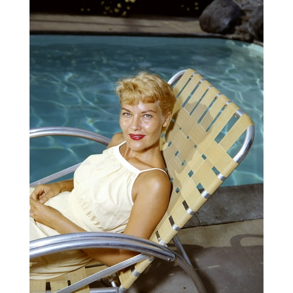 Doris Day Vintage Portrait Posing By Swimming Pool 24X36 Classic Hollywood Poster