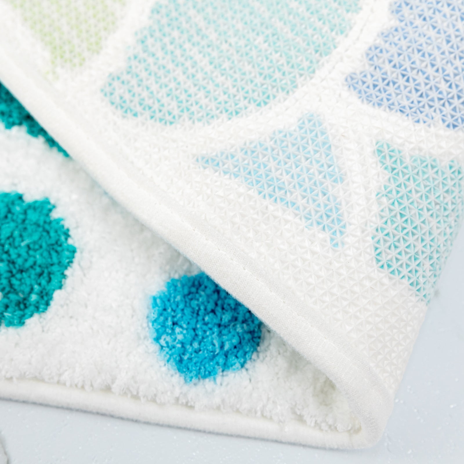 yingda1992 Mermaid Bath Mat Cute Blue Ocean Fish Scales Tail Shape Non-Slip Bathroom Rugs Absorbent Shower Bathtub Carpet 39.4x23.6in