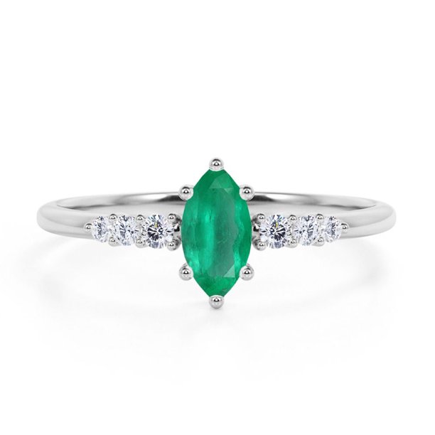 JeenMata Anillo de Compromiso Exclusivo con Pavé de Siete Piedras de Esmeralda y Moissanita de Corte Marquesa de 0,5 TCW de Norte a Sur en Baño de Oro Blanco de 18 K sobre Plata