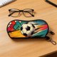 thumbnail image 4 of Funda para gafas con temática de fútbol, clip mosquetón, cierre de cremallera, material de neopreno suave, tamaño compacto, ideal para gafas de sol, gafas graduadas, llaves y accesorios pequeños., 4 of 6