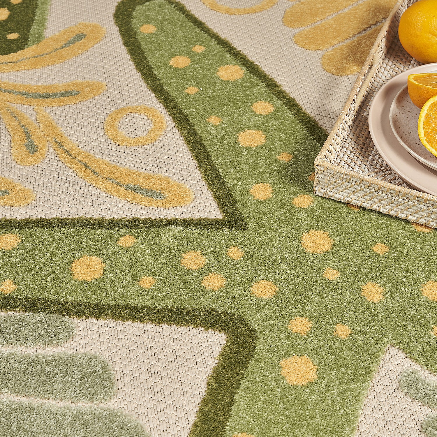 Nourison Aloha Nature Indoor/Outdoor Green Yellow 6' x 9' Area Rug (6x9)
