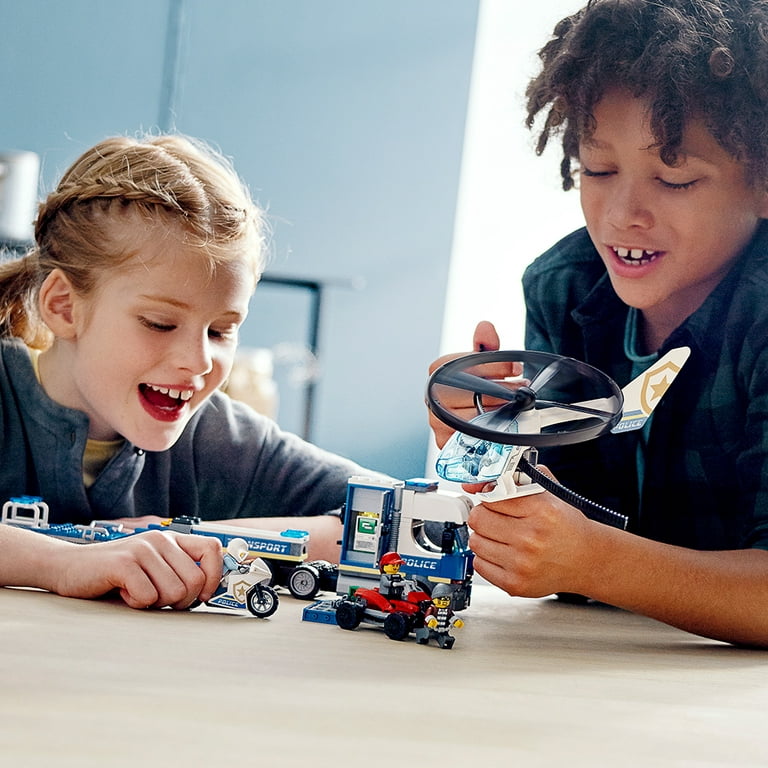 Fitness Uenighed Alvorlig LEGO City Police Helicopter Transport 60244 Building Set for Kids (317  Pieces) - Walmart.com