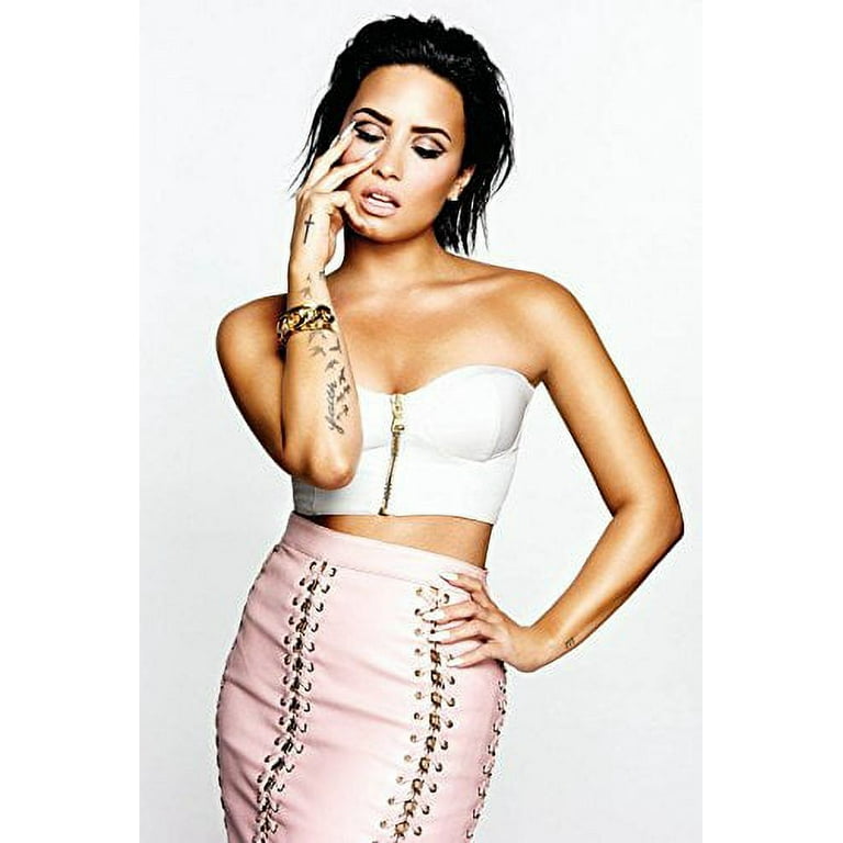 Demi Lovato: White Shirt, Leather Skirt