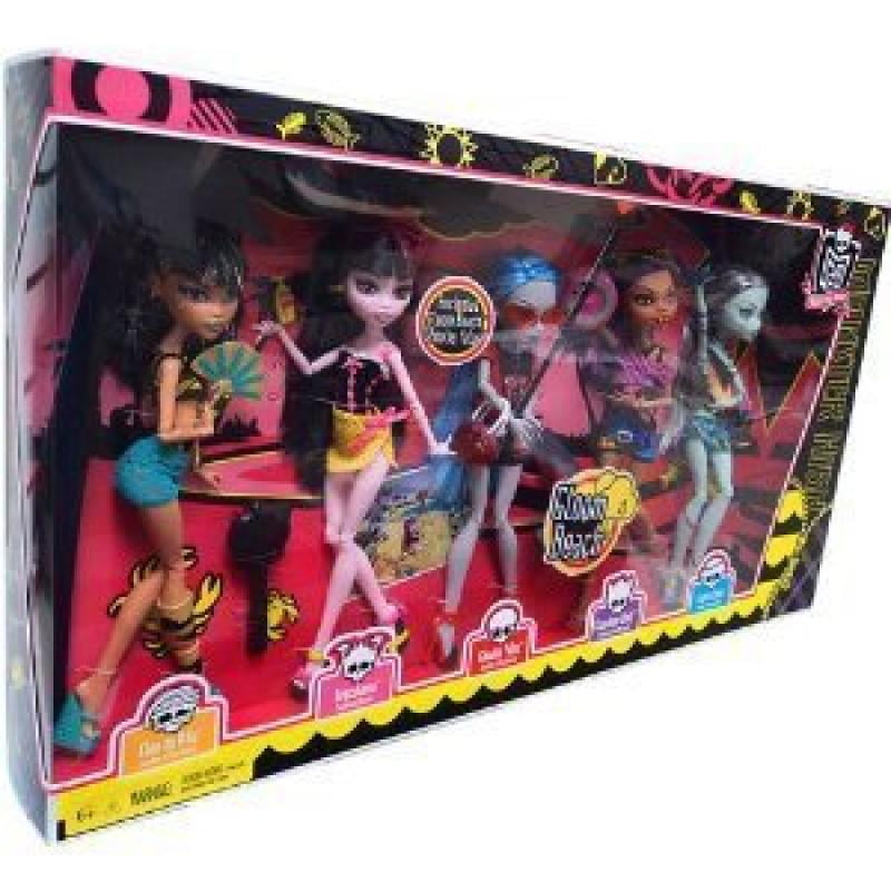 gloom beach ghoulia