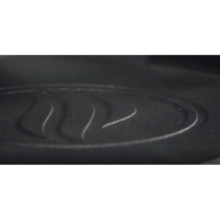 Blackstone Cast Iron XL Griddle Grill Press with Signature Handle
