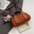 thumbnail image 4 of Bolso Tote Hobo Likrtyny Gamuza Correa Ajustable, 4 of 9