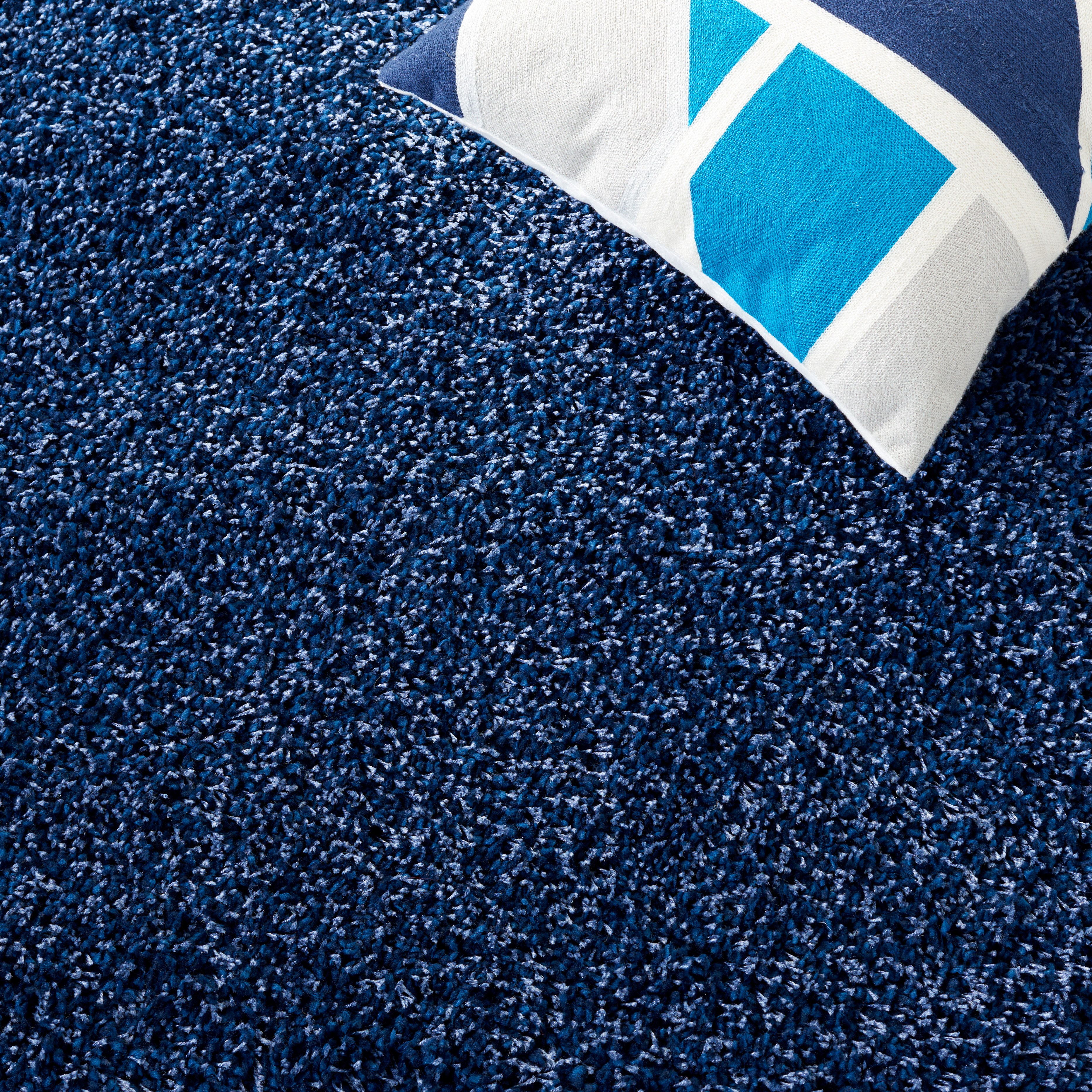 Safavieh Santa Monica Cali Solid Shag Runner Rug, Navy, 2'3" x 5'