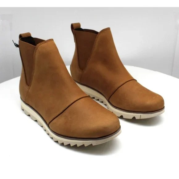 sorel harlow suede chelsea bootie