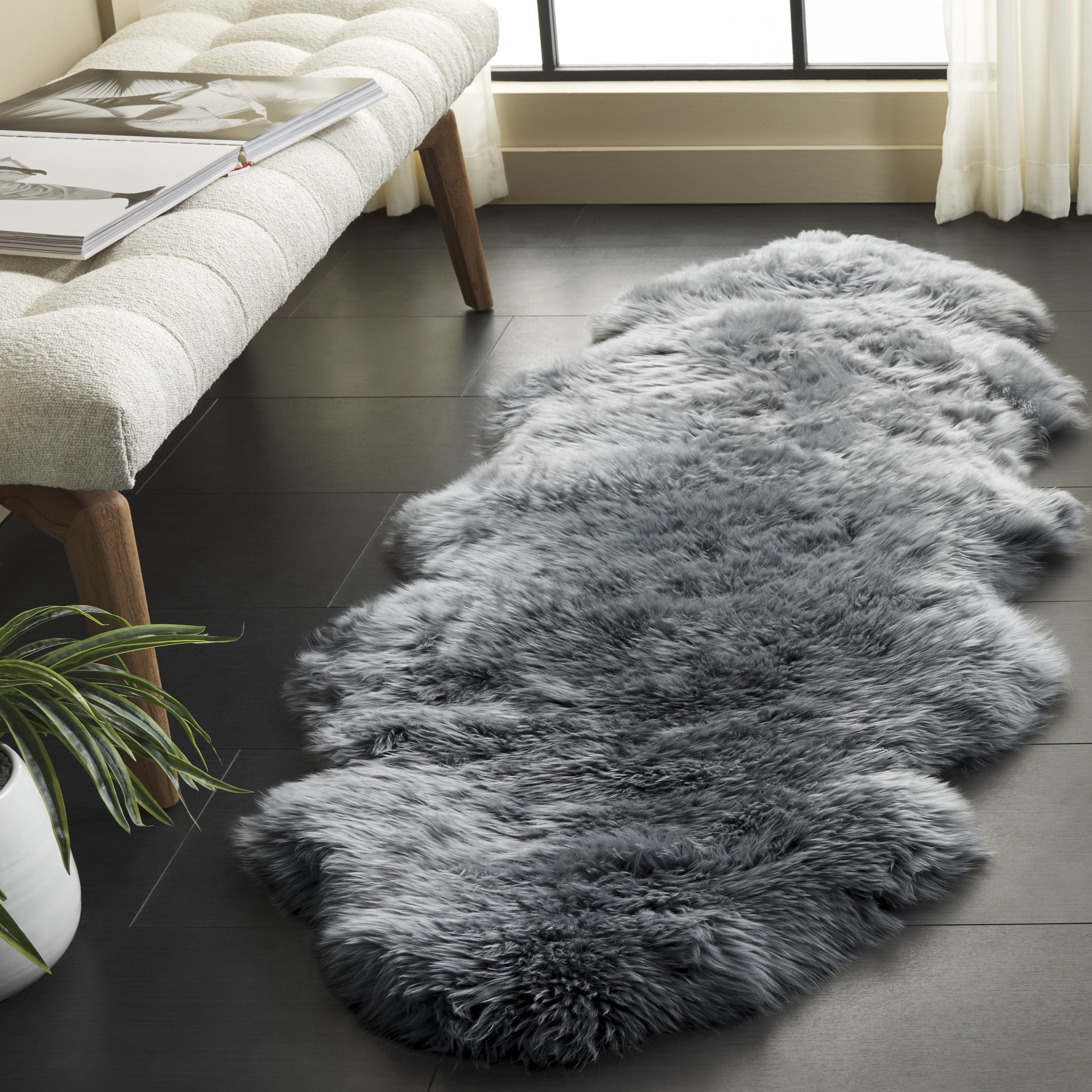 Safavieh Sheep Skin Tiana Animal Runner Rug, Steel Blue, 2' x 8'5"