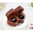 thumbnail image 2 of Caja de Anillos de Madera Hecha a Mano Mr y Mrs 3.8x3.8 cm, 2 of 8