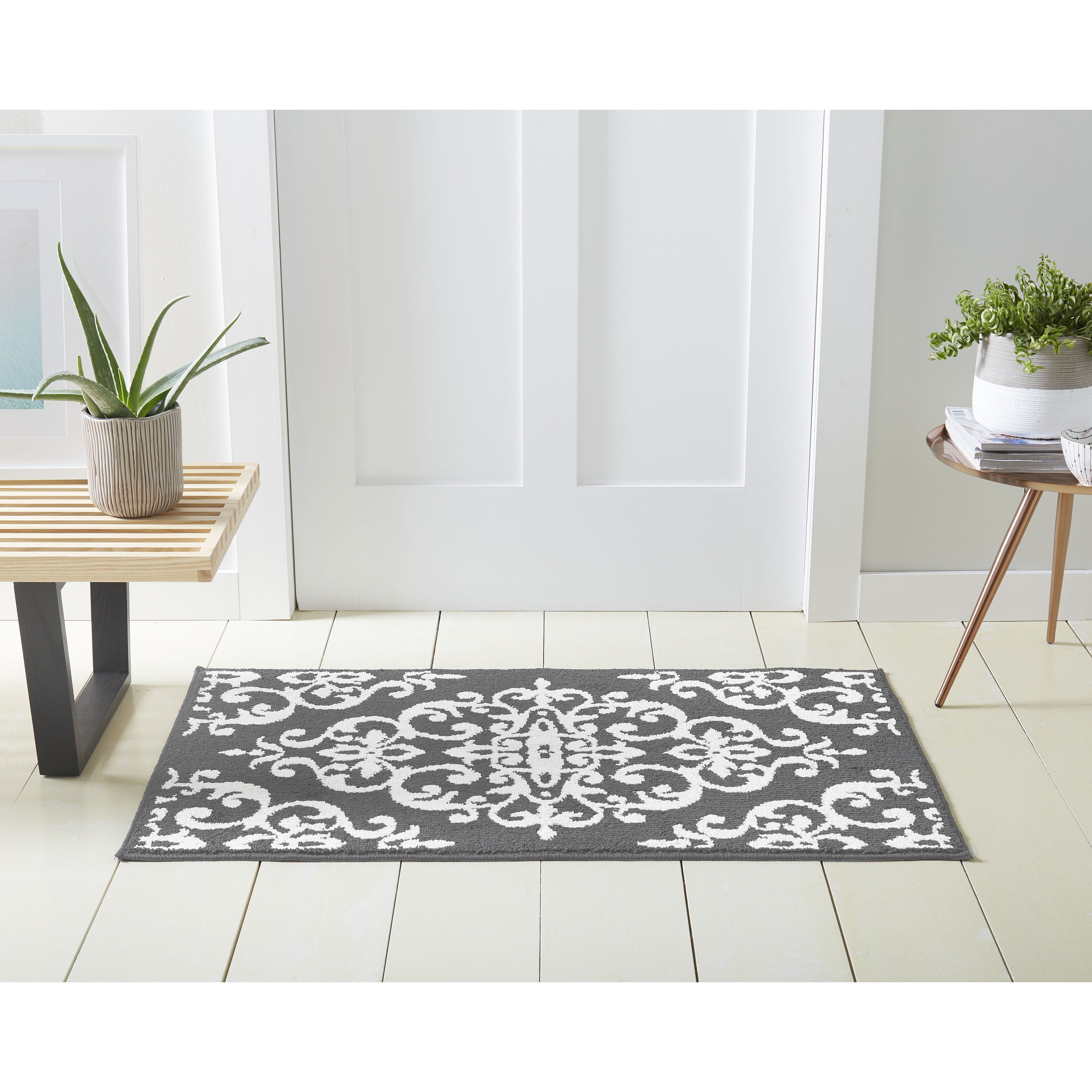 Nicole Miller Accent Rug Pictures