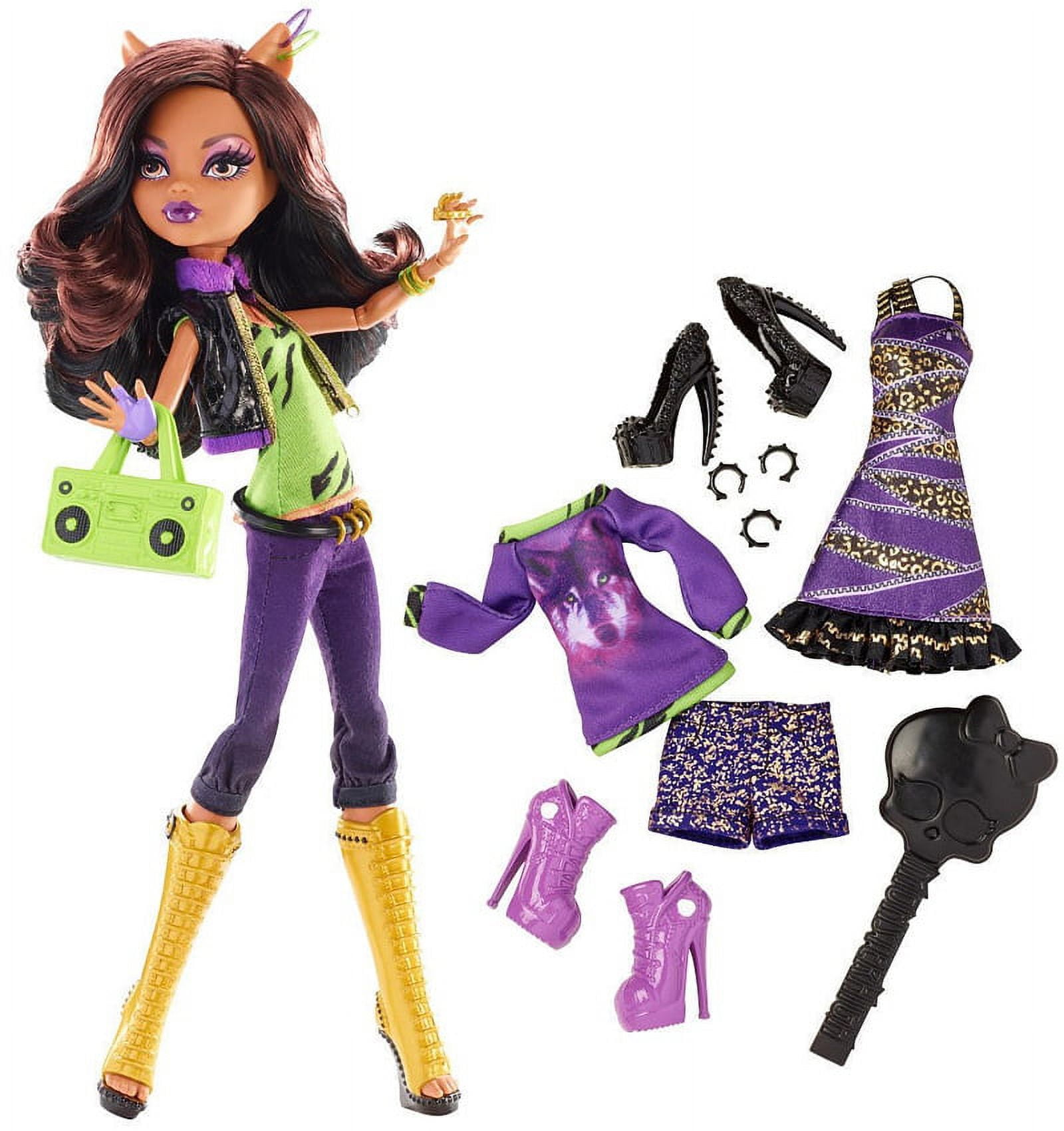 Monster High I Love Fashion Clawdeen Wolf Doll