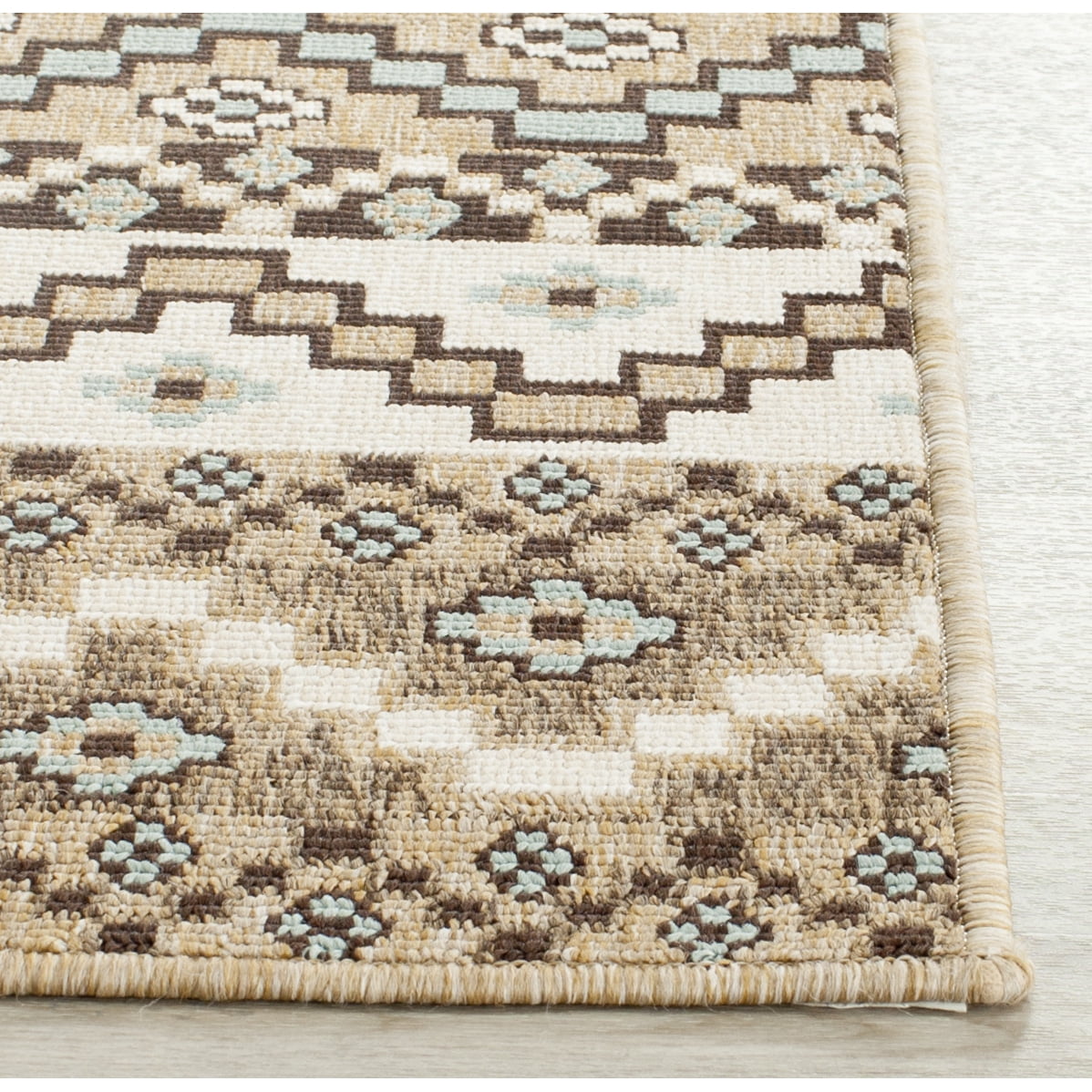 SAFAVIEH Veranda Luwig Southwestern Indoor/Outdoor Area Rug, 5'3" x 7'7", Blue/Cream