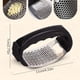 thumbnail image 3 of Prensador de ajo de acero inoxidable, picador de ajo basculante, pelador y cepillo de limpieza, diseño mejorado, para cocina, triturador y rebanador, utensilios de cocina para el hogar. Blahzhy, 3 of 6