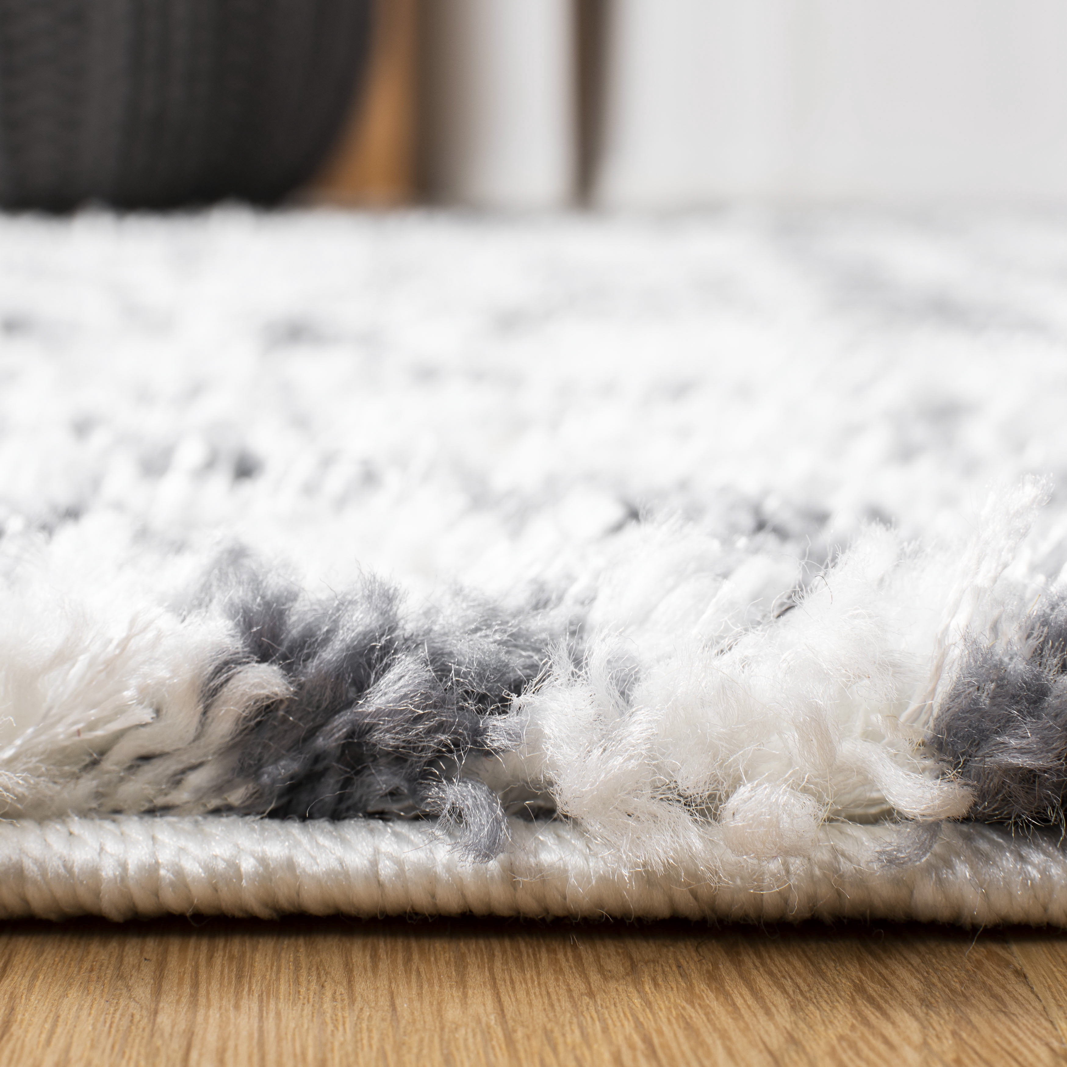 SAFAVIEH Berber Fringe Sunny Aztec Shag Area Rug, Ivory/Dark Gray, 9' x 12'