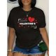 thumbnail image 1 of Camiseta de San Valentín en talla grande para mujer. Cuello redondo informal con estampado de corazones y letras. 100 % algodón suave. Lavable a máquina. Para adultos, hombres, mujeres, adolescentes y, 1 of 8