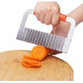 thumbnail image 3 of Cortador ondulado de acero inoxidable YZhouD para patatas, zanahorias y verduras, cortador ondulado para patatas fritas: crea patatas fritas perfectamente onduladas., 3 of 7