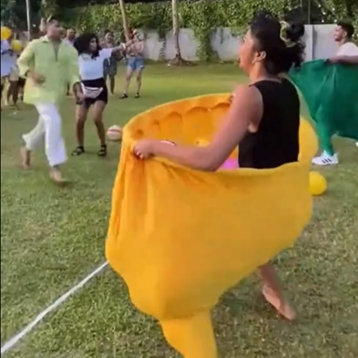 Granny Pants Yard Game, Granny Pants Outdoor Game with Bouncy Balls, Granny Pant Party Rush! - The Ultimate Backyard Party Games! Team Relay Family Reunion Field Games Set