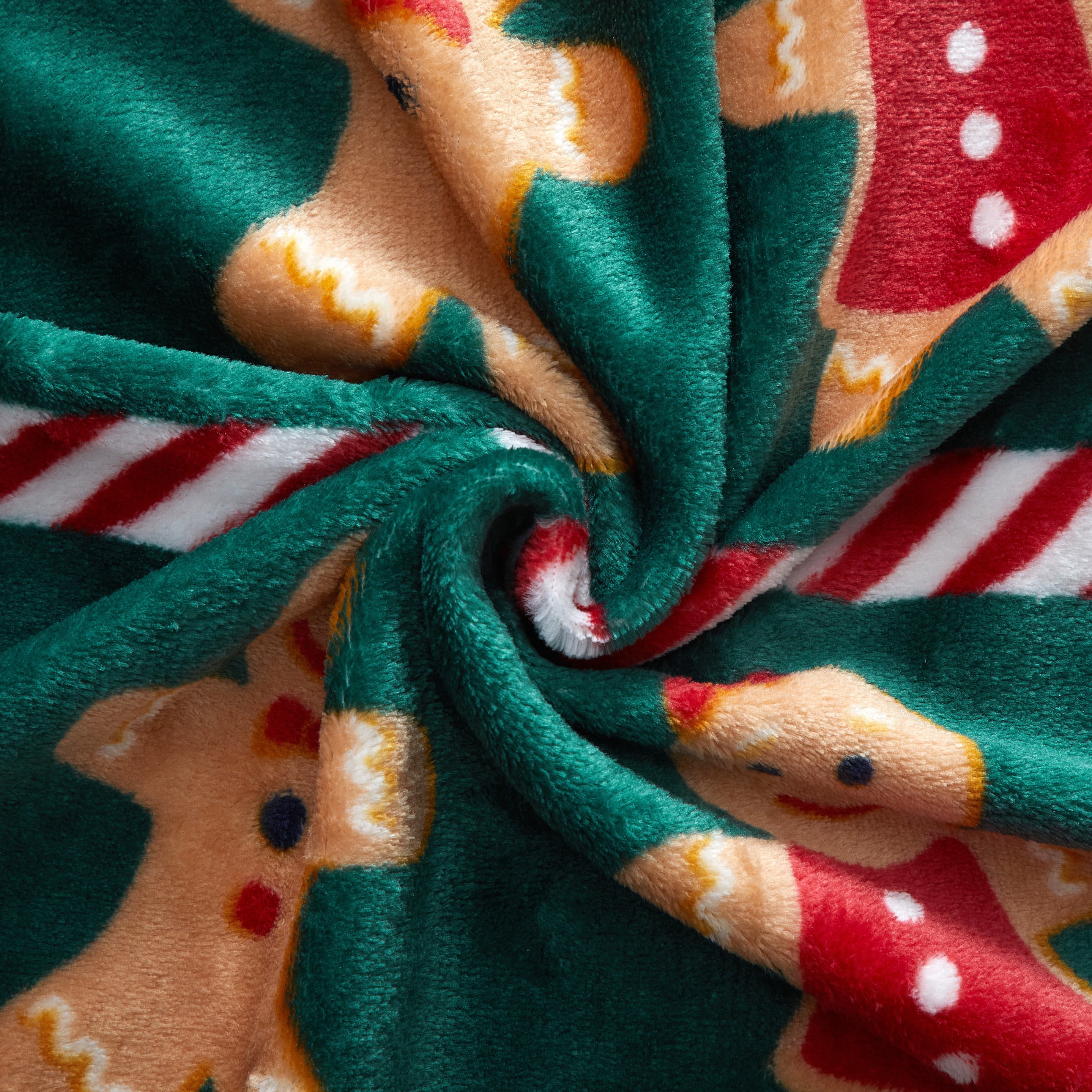 Holiday Time Cozy Plush Gingerbread Throw 50" x 60", All Ages