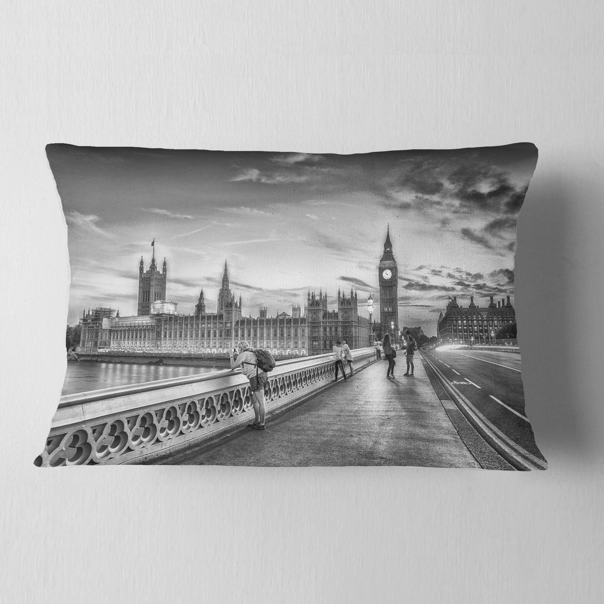 Designart Beautiful Black and White London View - Cityscape Throw Pillow - 12x20