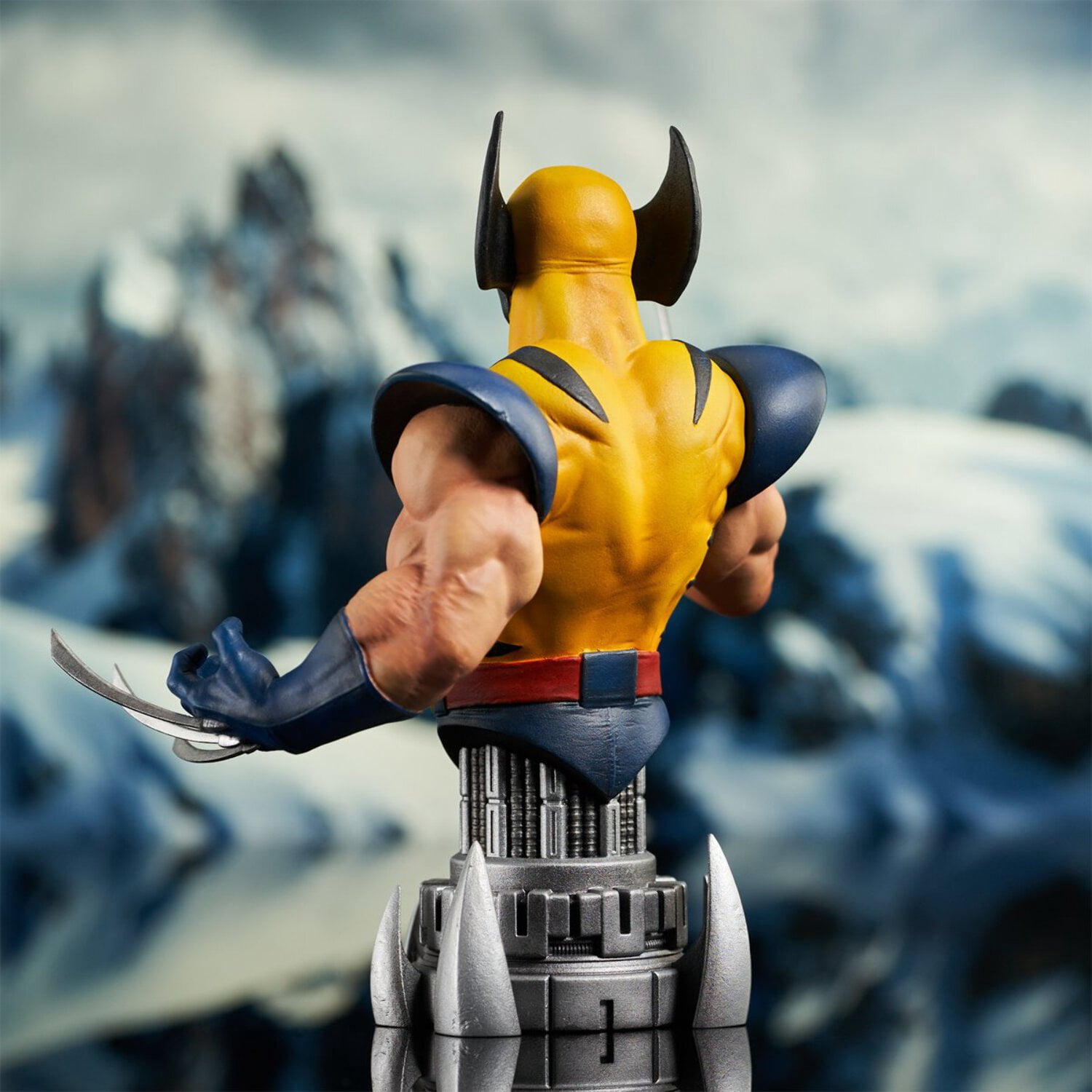 Marvel Yellow Wolverine 1:7 Mini-Bust - SDCC 2024 Exclusive