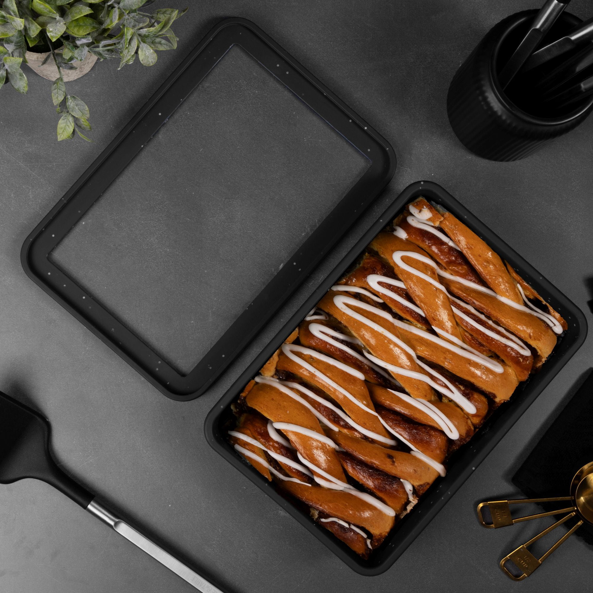 Thyme & Table 9" x 13" Silicone Baking Dish & Lid Set - Charcoal