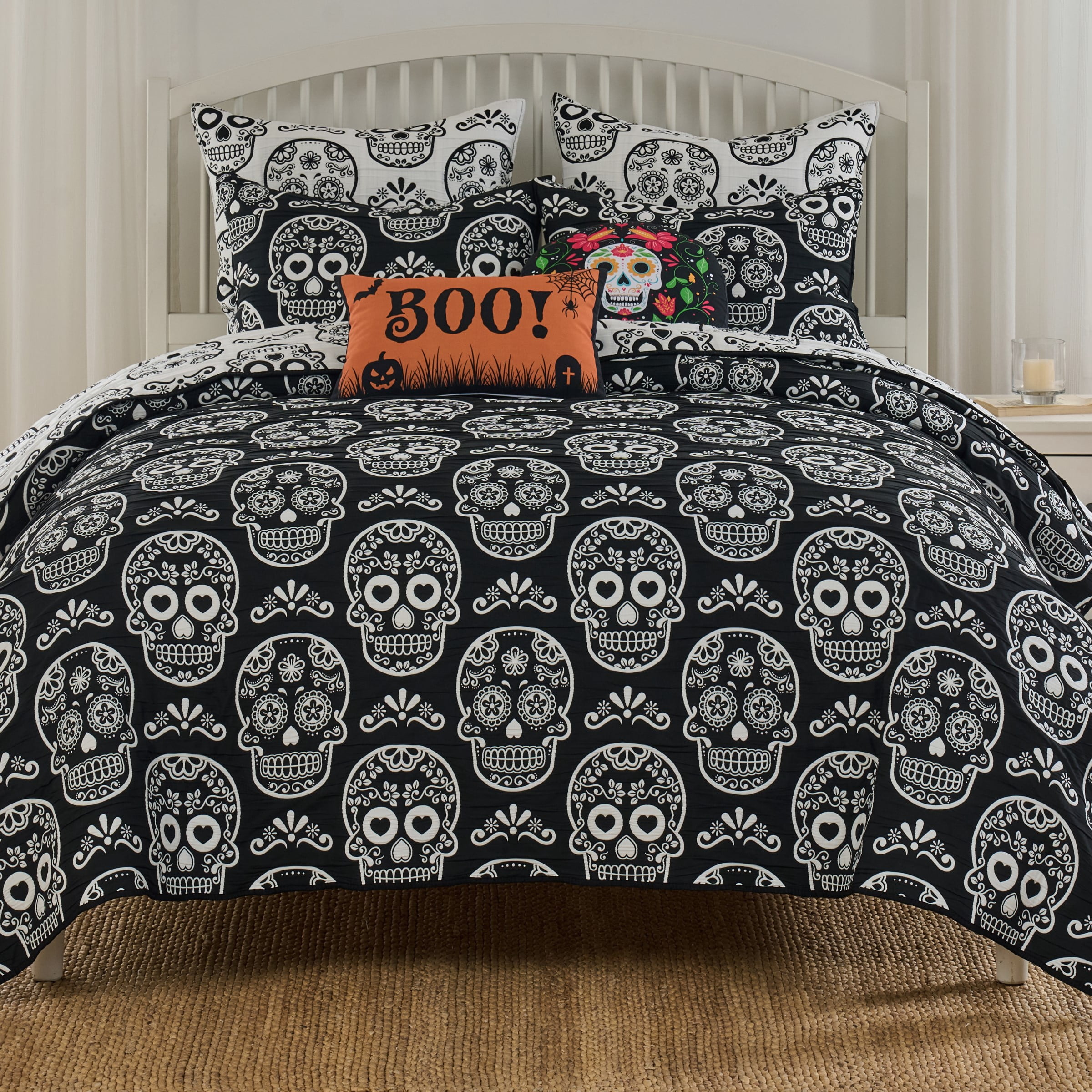 Greenland Home Fashions Novelty Halloween Sugar Skull Reversible Coverlet Set, Teens-Adults, Twin-XL