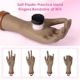 thumbnail image 3 of Practice Hand Yokilly para uñas acrílicas con soporte de pinza, color negro, 3 of 7