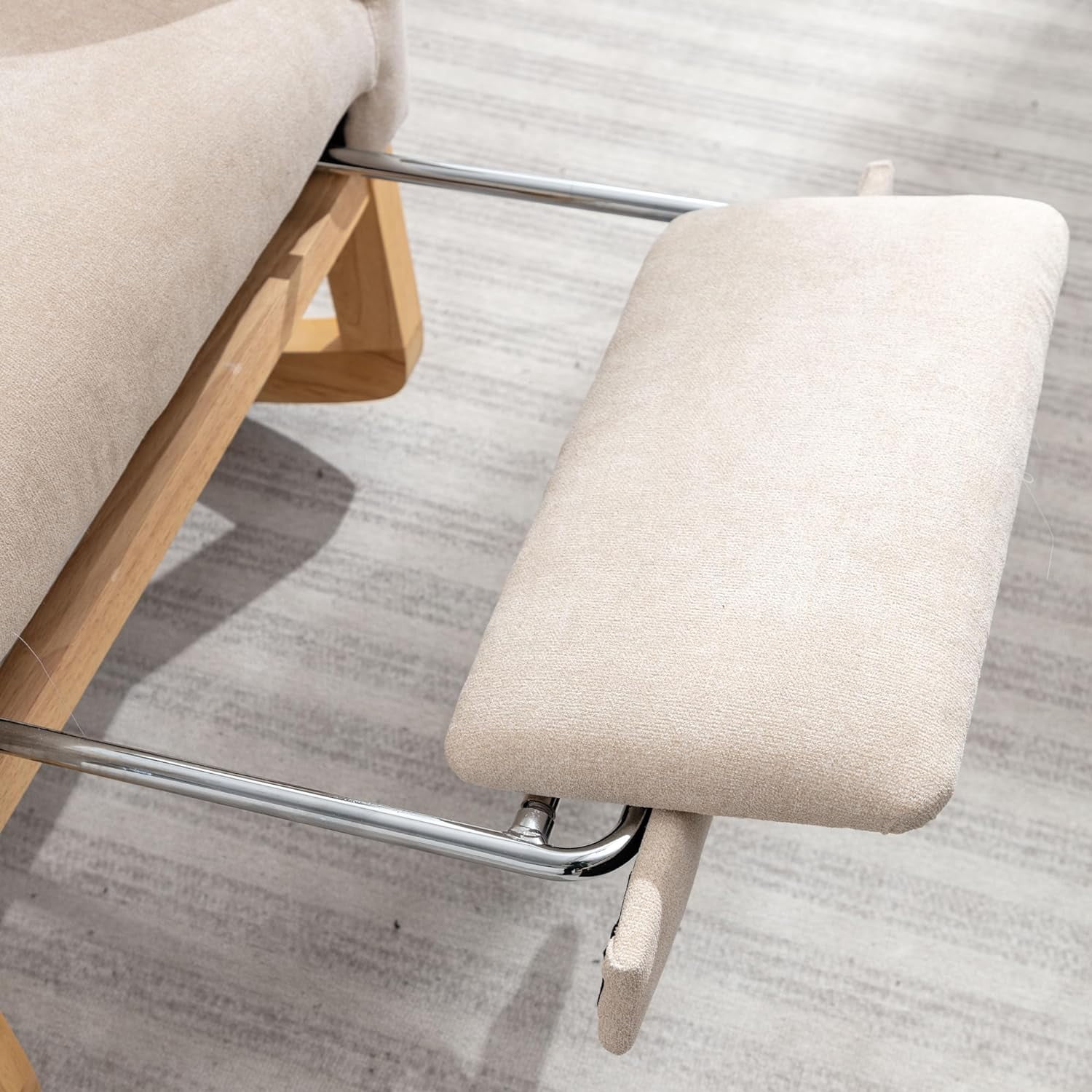 Rocking Chair with Retractable Foot Rest Glider Rocker Accent Chair Padded Seat with High Backrest Armchair Comfy Side Chair for Living Room Bedroom Offices (Beige)