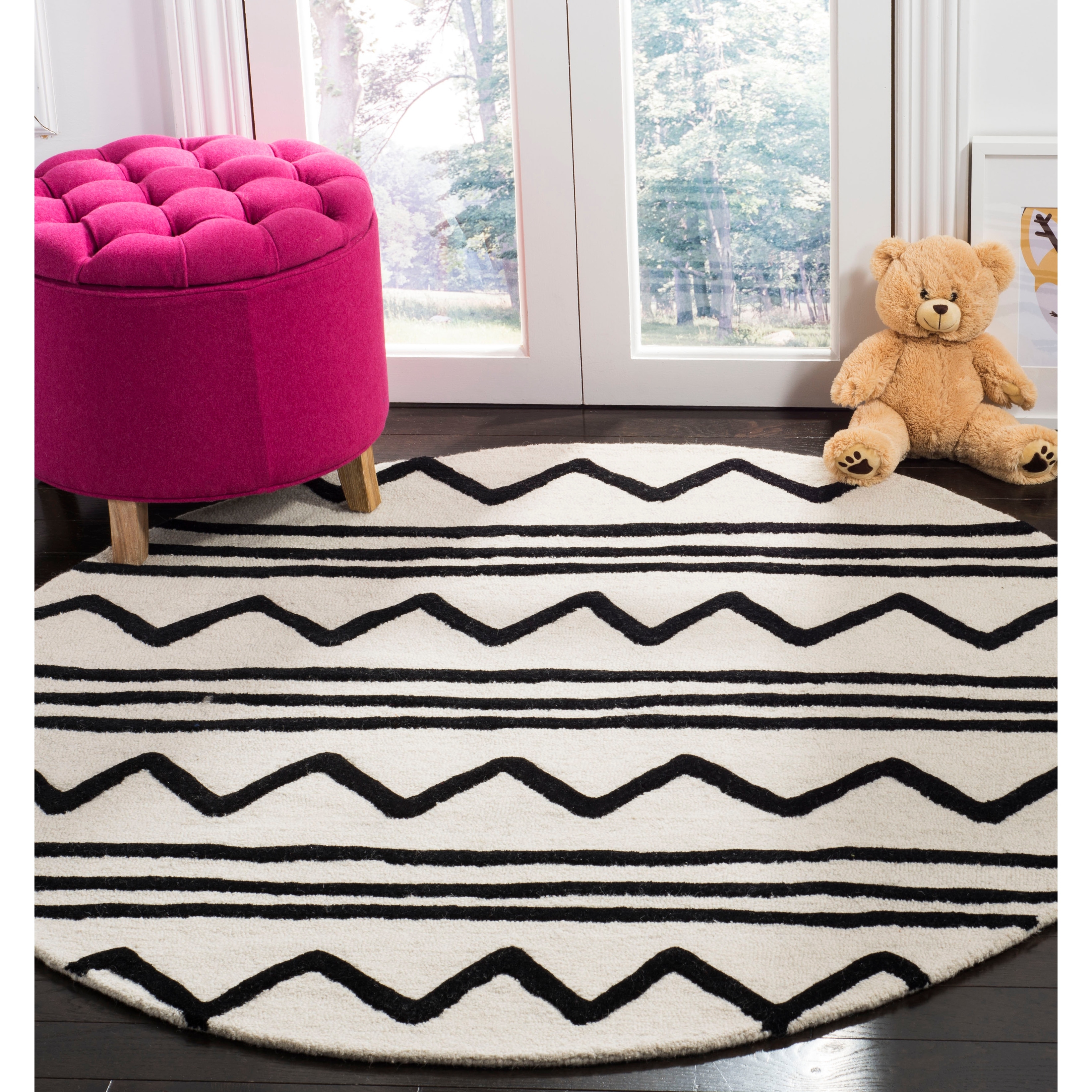 Safavieh Handmade Kids Samra Wool Rug Ivory/Black 5' x 5' 5' Round Indoor,Handmade Living Room,Kids Room,Entryway,Dining Room Black Round