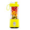 thumbnail image 1 of Mini licuadora portátil amarilla, tamaño Personal, licuadora eléctrica de frutas, exprimidor eléctrico recargable por USB para mezclar frutas, bebé v, 1 of 5
