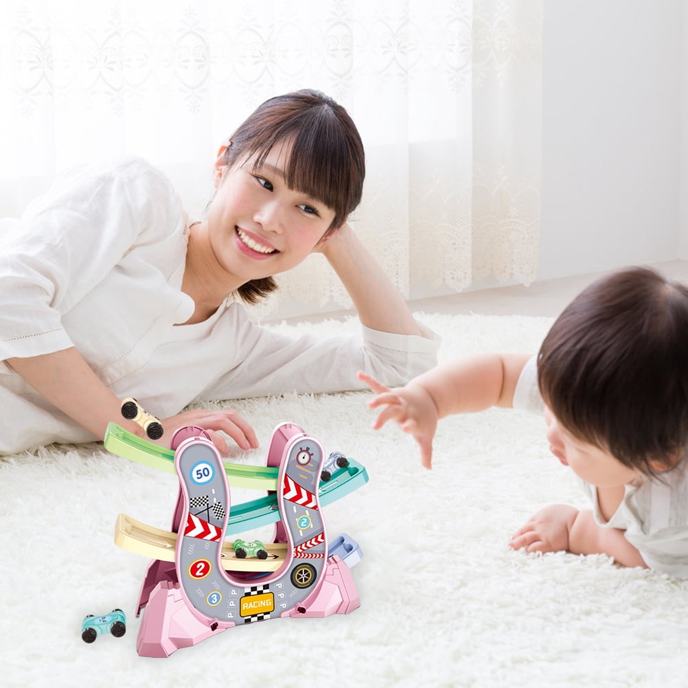 Jouet de Piste de Course Rampe de Voiture Jouets Éducatifs pour Enfants Piste de Course Rampe de Voiture Jouet Interactif Parent-Enfant avec 4 Pcs Voitures et Parc de Stationnement