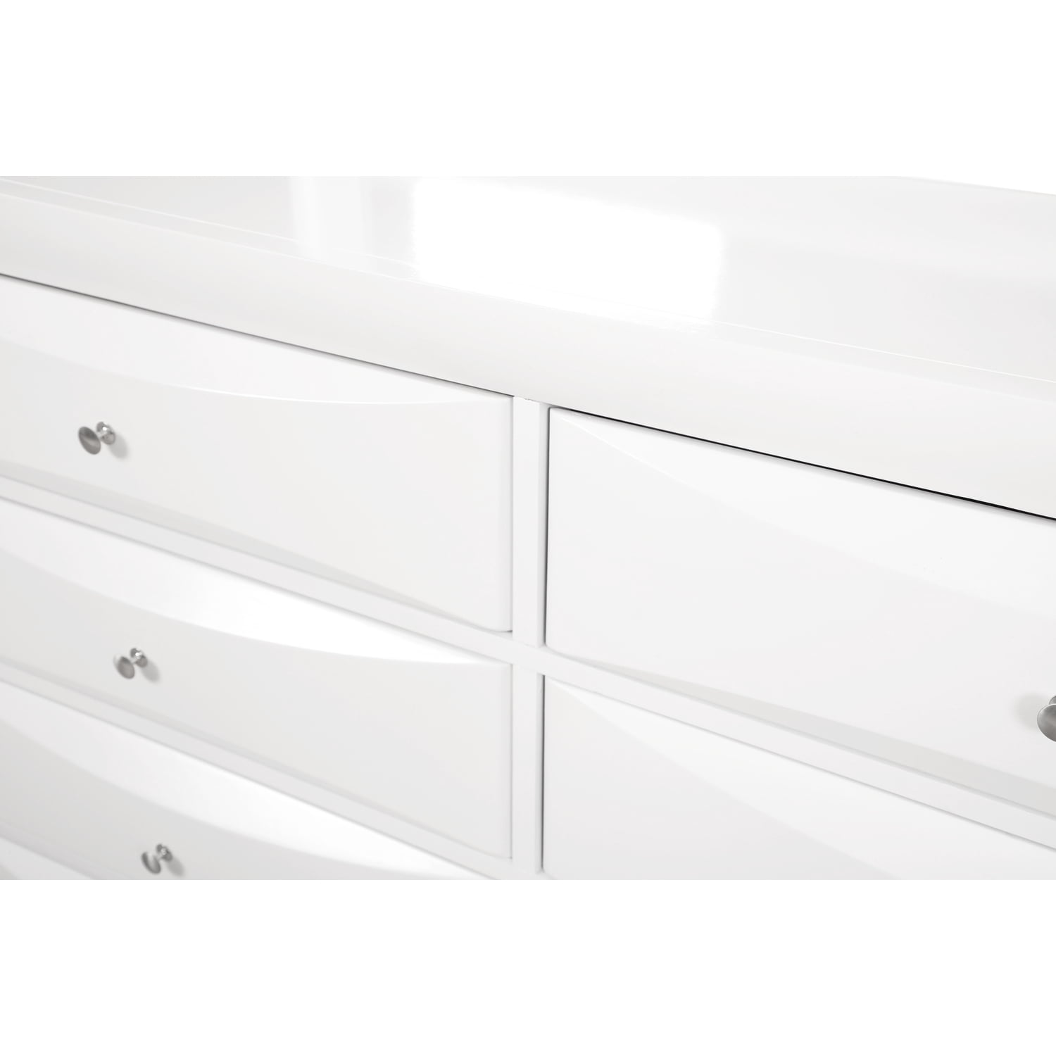 Glory Furniture Marilla 8-Drawers Bedroom Dresser in White