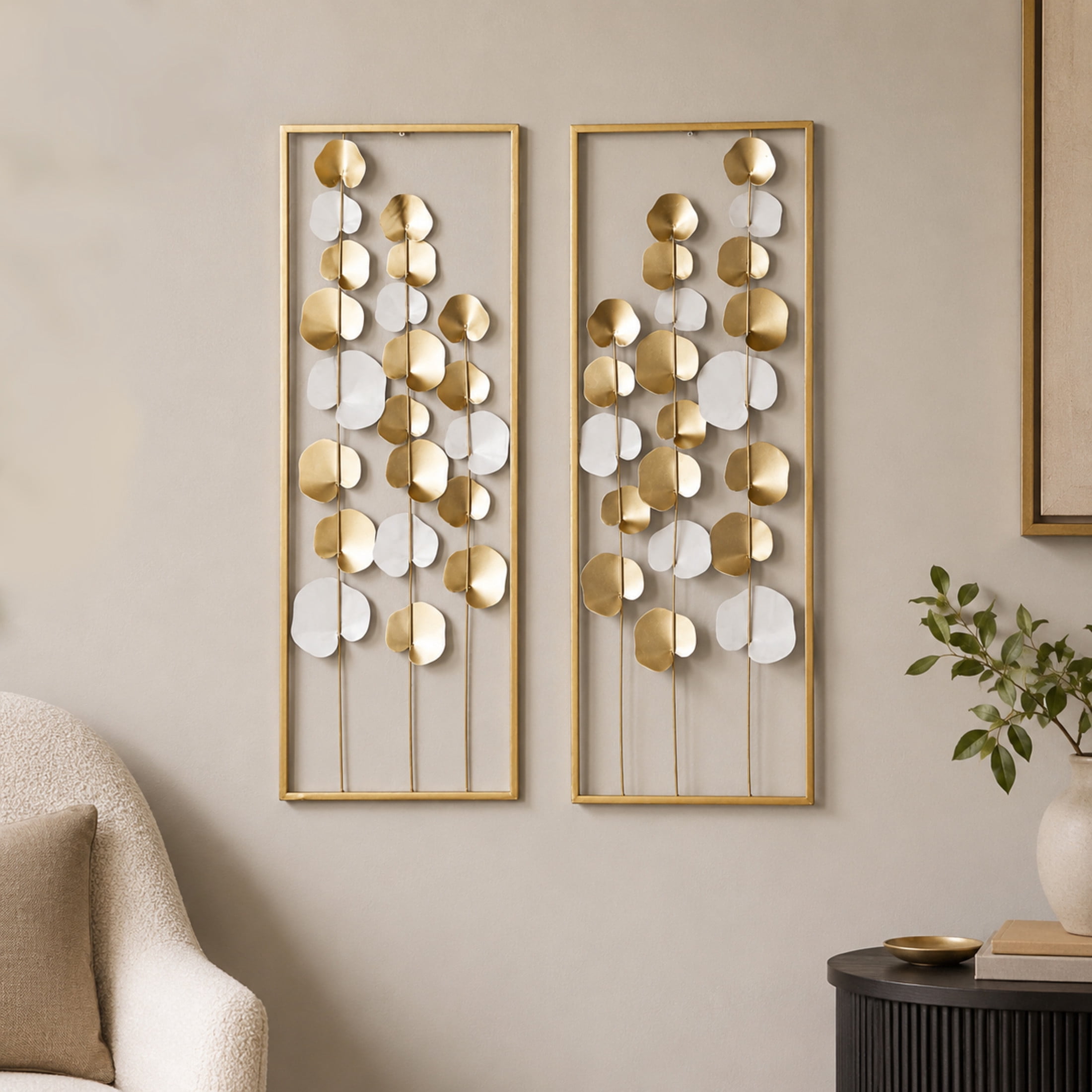 DecMode Gold Metal Cutout Floral Wall Decor with White Accents (2 Count)