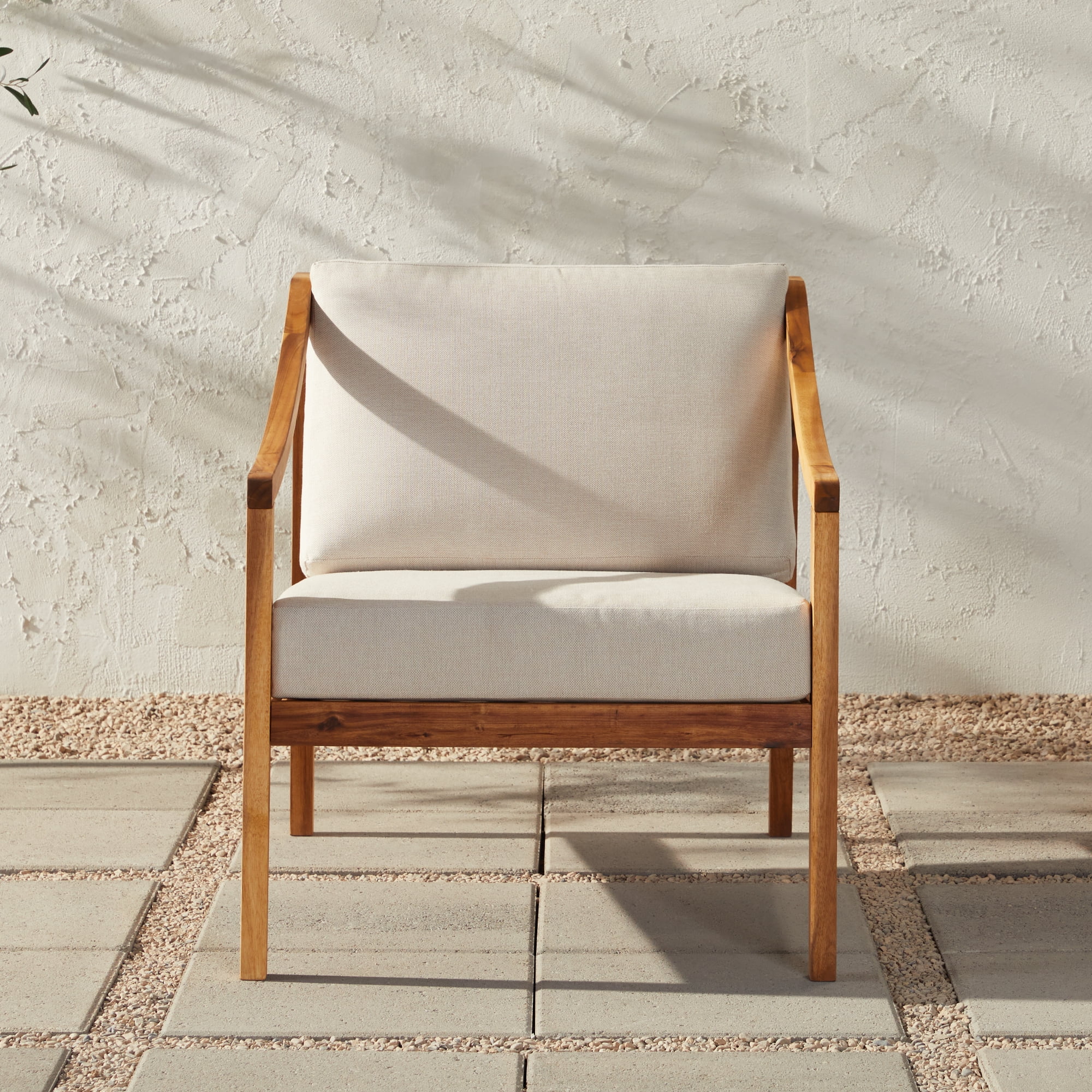 Walker Edison Modern Solid Acacia Wood Weather Resistant Curved Arm Outdoor Club Chair, Natural