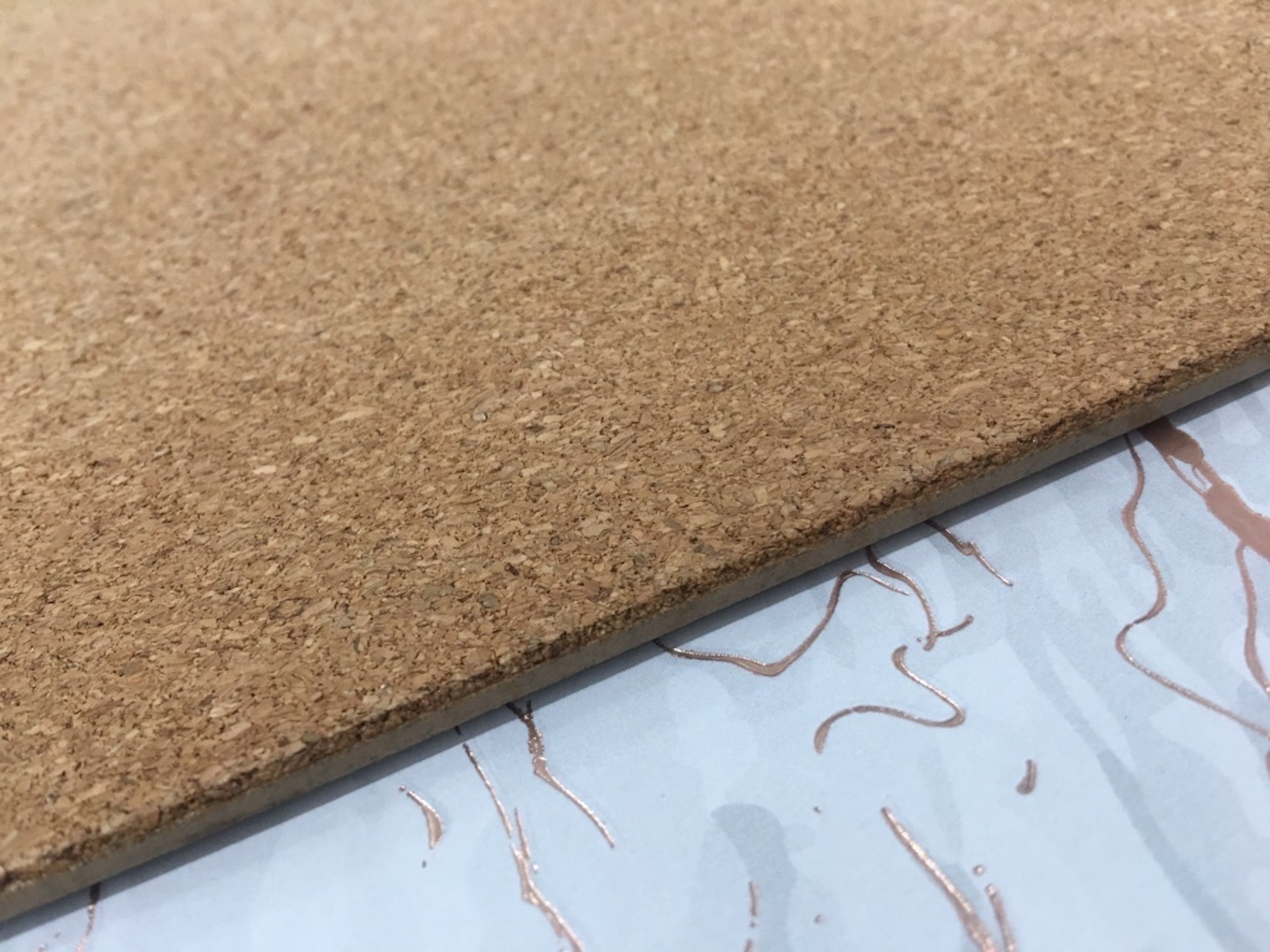 Dainty Home Marble Cork Metallic Print Oval Set of 2 Placemats in Rose Gold