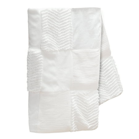 UPC: 0084122010154 | Lambs & Ivy Signature White Luxury Textured Patchwork Crib/Toddler Quilt