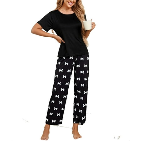 

Round Neck Cute Graphic Pant Sets Black Short Sleeve Women Pajama Sets