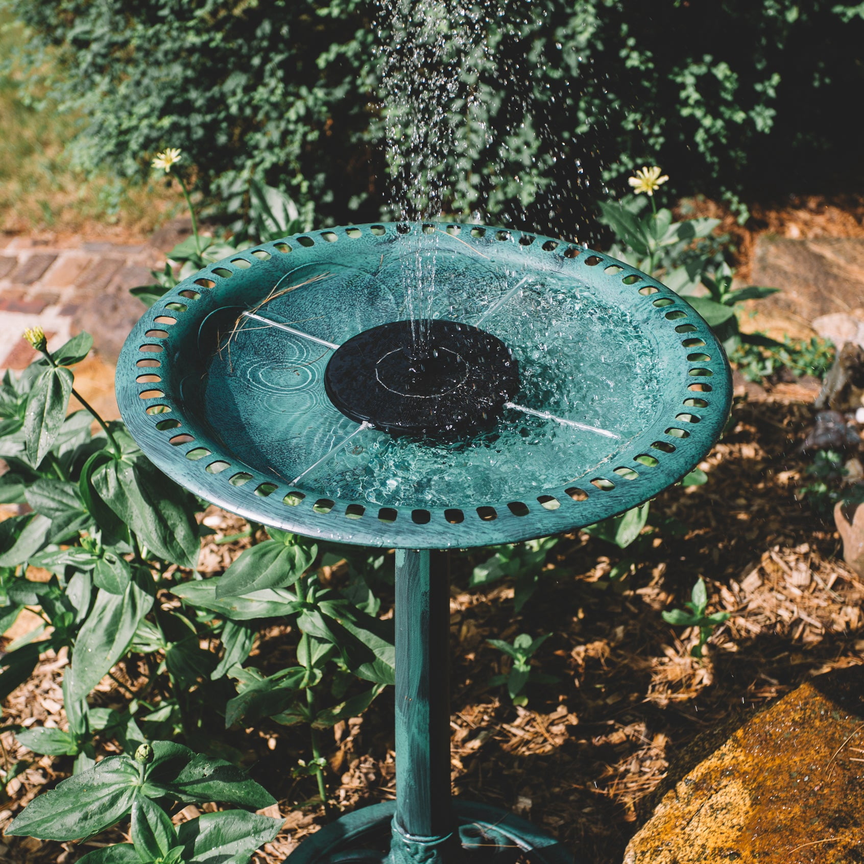 Backyard Expressions Solar Pump Outdoor Bird Bath Fountain, Antique Green Finish