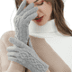 thumbnail image 5 of Guantes de pura cachemira | diseño de tejido de flores molidas, 5 of 5