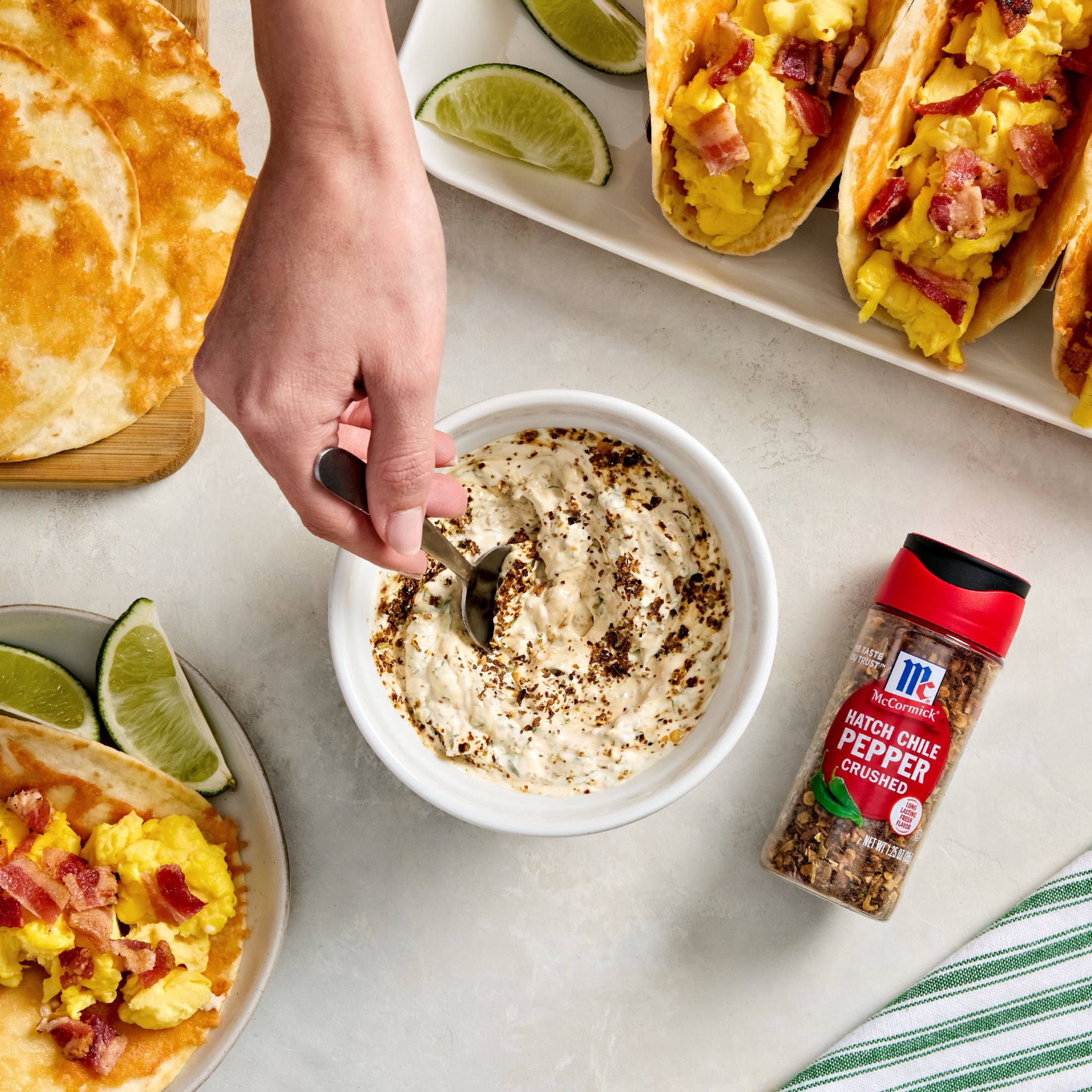 (4 pack) McCormick Crushed Hatch Chile Pepper, 1.25 oz Bottle