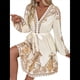 thumbnail image 3 of Vestido Corto Ajustado con Cuello en V, Mangas Farol y Estampado Vintage para Mujer, Ideal para Vacaciones de y Verano. Albaricoque S, 3 of 10