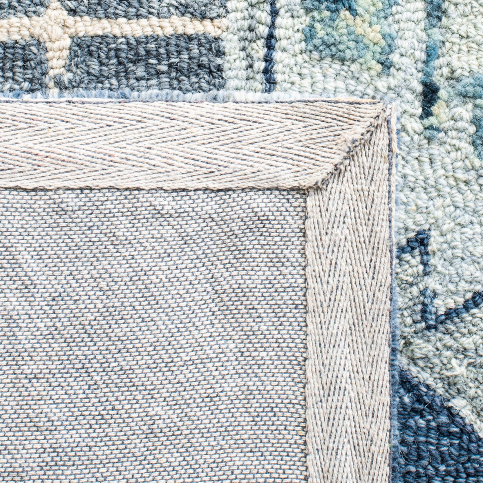 SAFAVIEH Capri Collin Southwestern Wool Area Rug, Blue/Grey, 7' x 7' Round