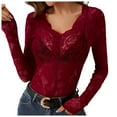 thumbnail image 1 of Top de malla transparente para mujer, manga larga, cuello alto con encaje floral, blusa transparente - Camisa ligera con capas, color negro, 1 of 5