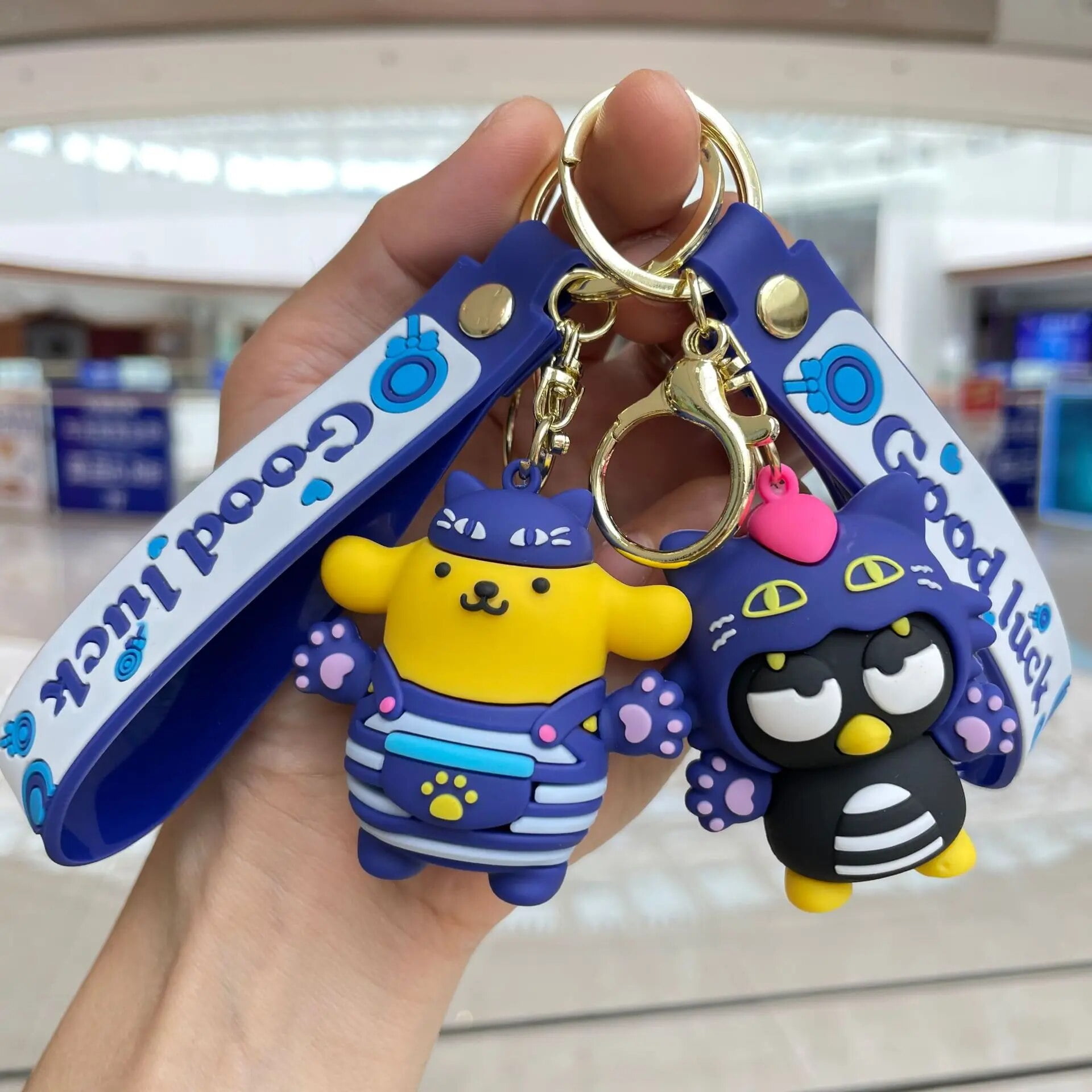Kitty claw keychain best sale