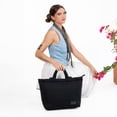 thumbnail image 2 of Bolsa para laptop Cool Capital Nara Tote: 15.6" pulgadas Color Negro, 2 of 8