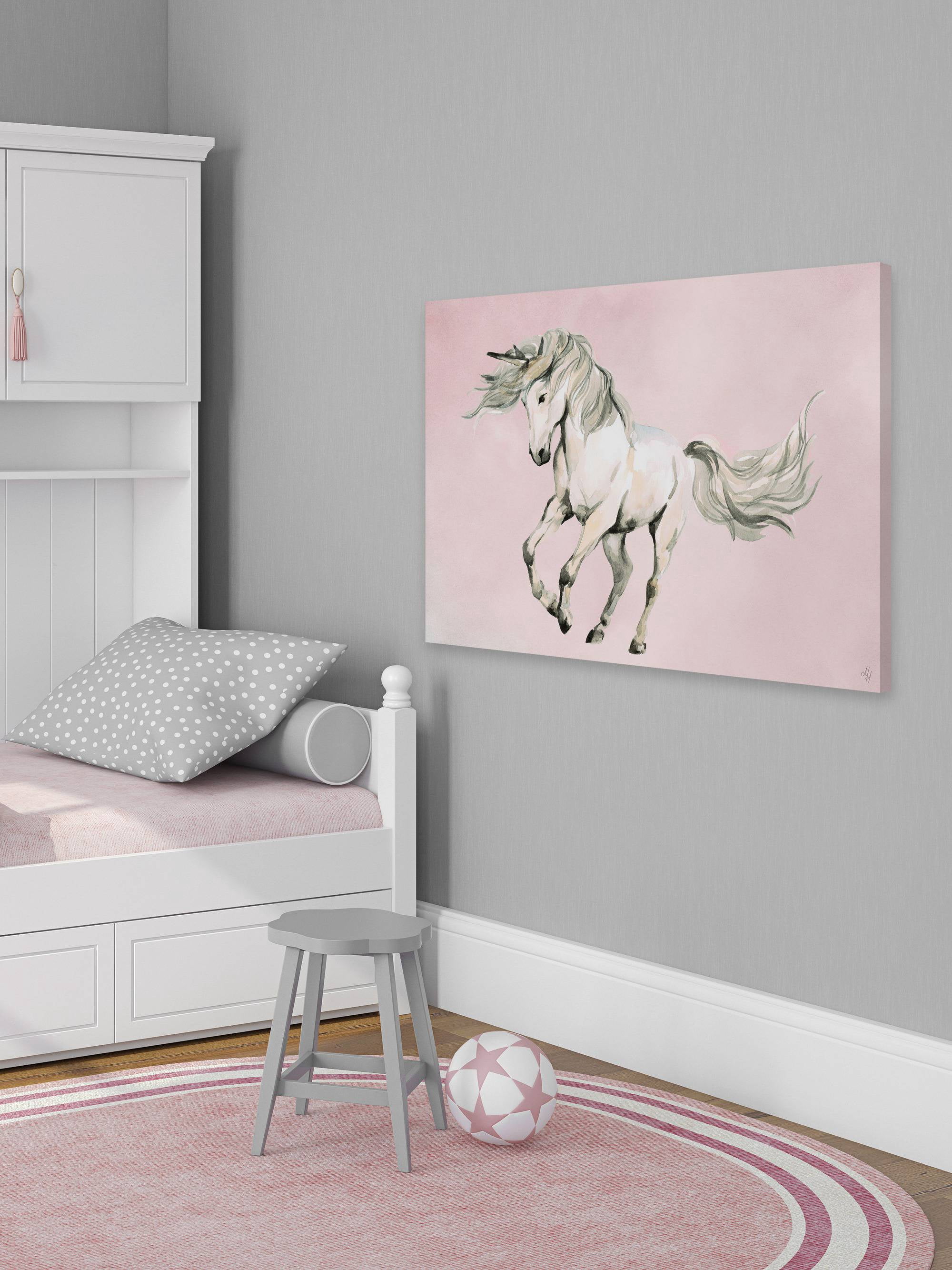 Marmont Hill Classic Beauty Unicorn Canvas Wall Art