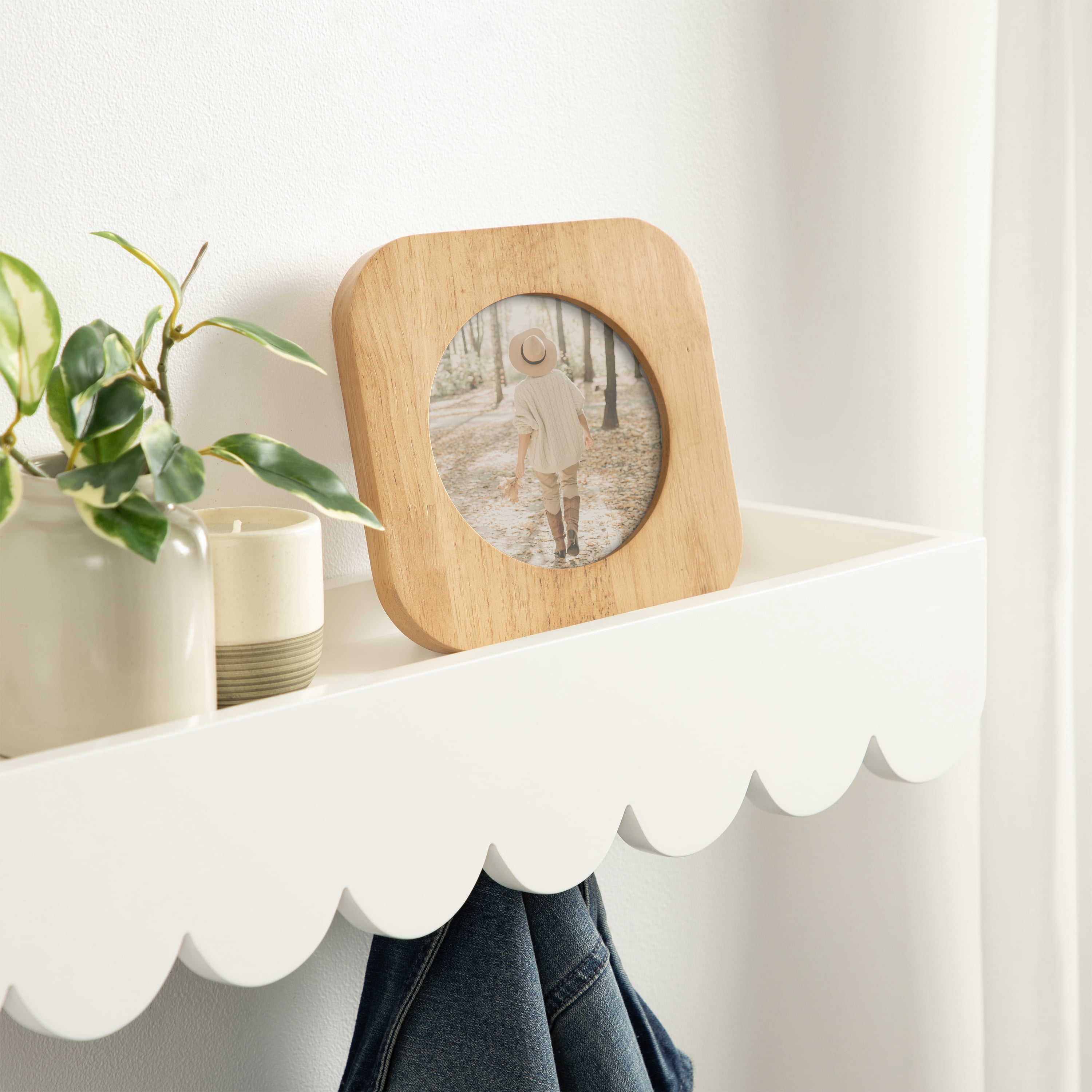 DesignOvation – 5x5 Picture Frame – Rounded Hazelnut Tabletop Photo Frame